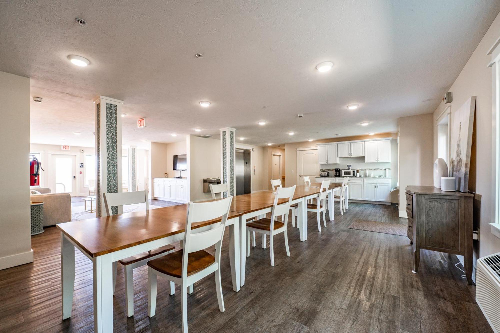 Kasa Gold Coast Inn Traverse City Extérieur photo