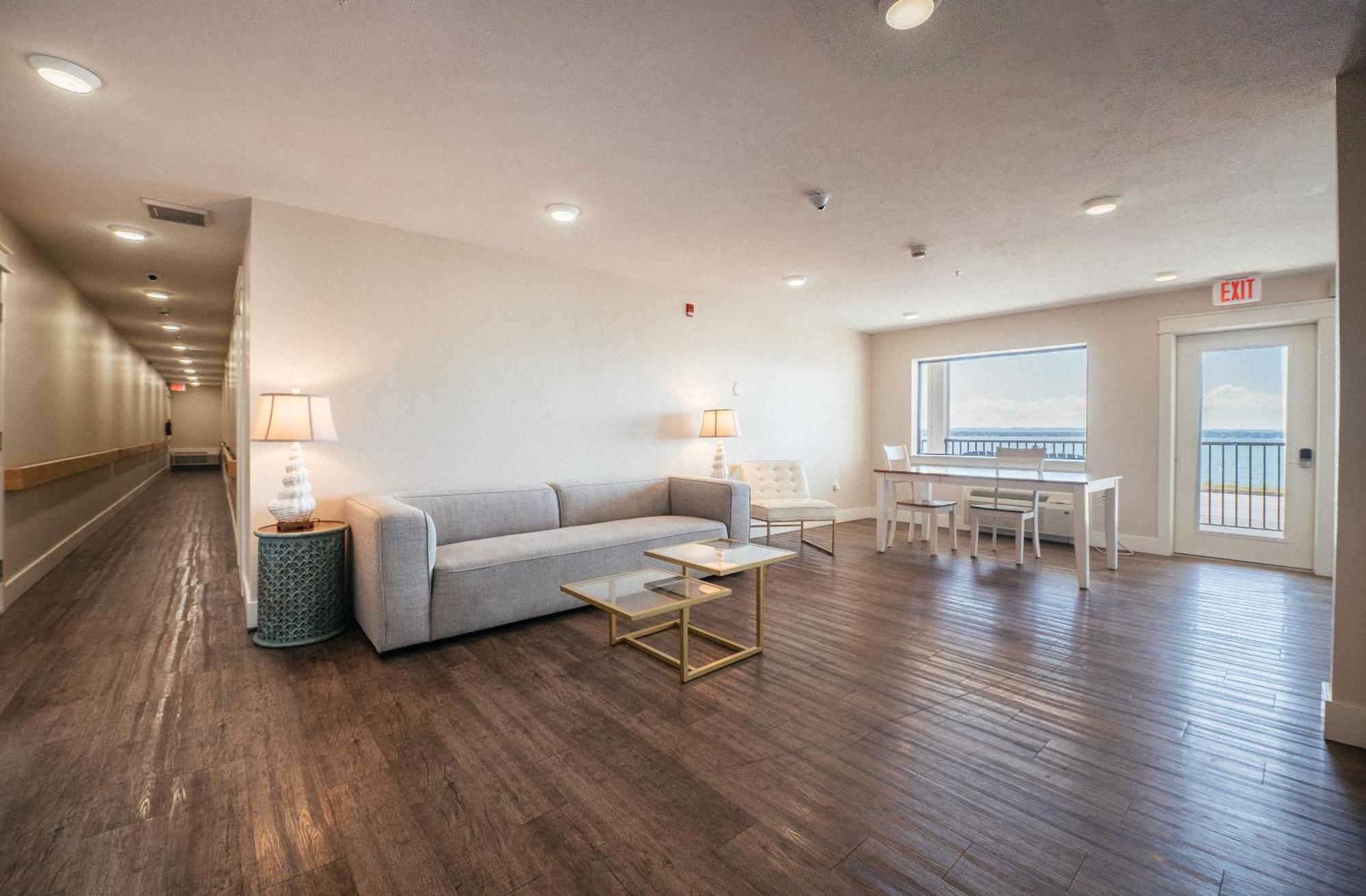 Kasa Gold Coast Inn Traverse City Extérieur photo
